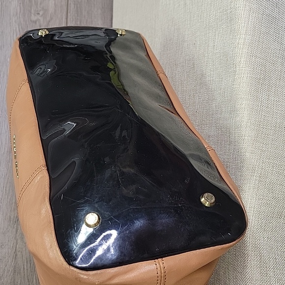 Ted Baker Tan and Black Leather Crossbody Handbag - Picture 9 of 15